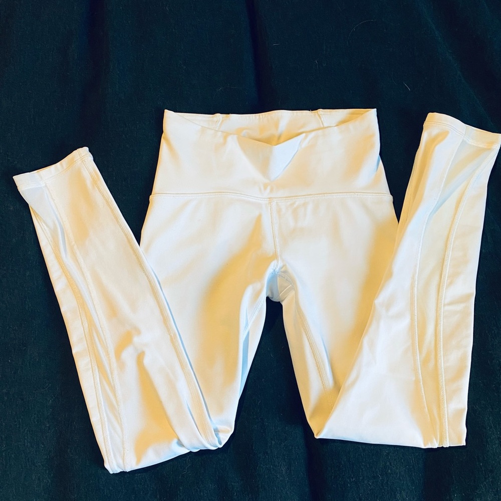 White lululemon leggings size 4